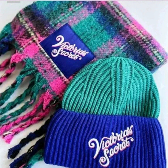 NWT Victoria's Secret Colorblock Logo Beanie Hat NOS New Old Stock One Size OS - Picture 3 of 7